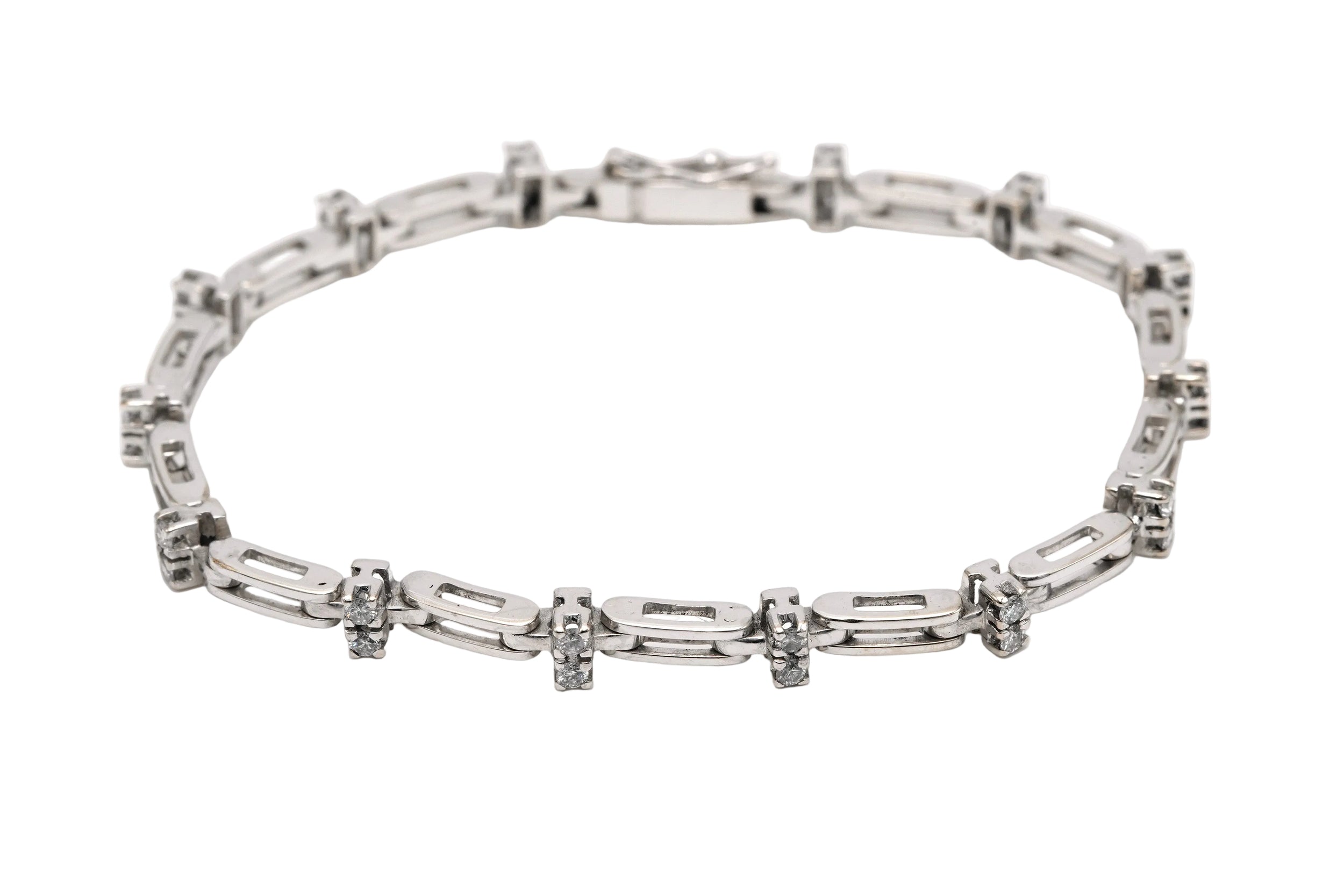 Bracelet en or blanc et diamants
