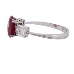 Bague Trilogie en or blanc, rubis et diamants