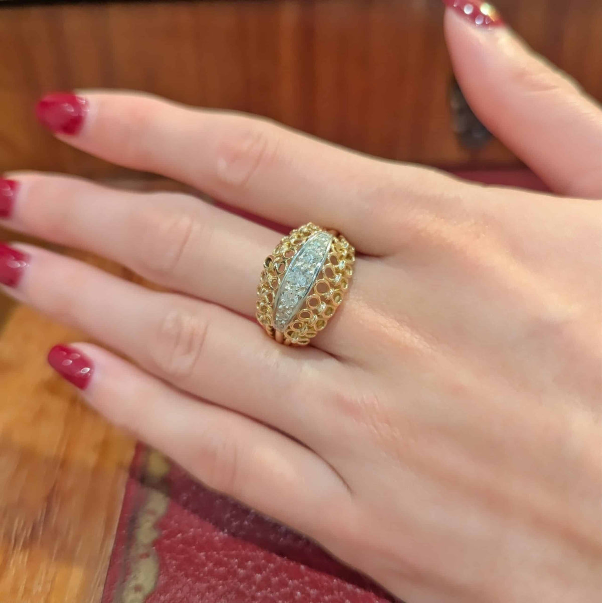 Bague Dôme en or jaune et diamants
