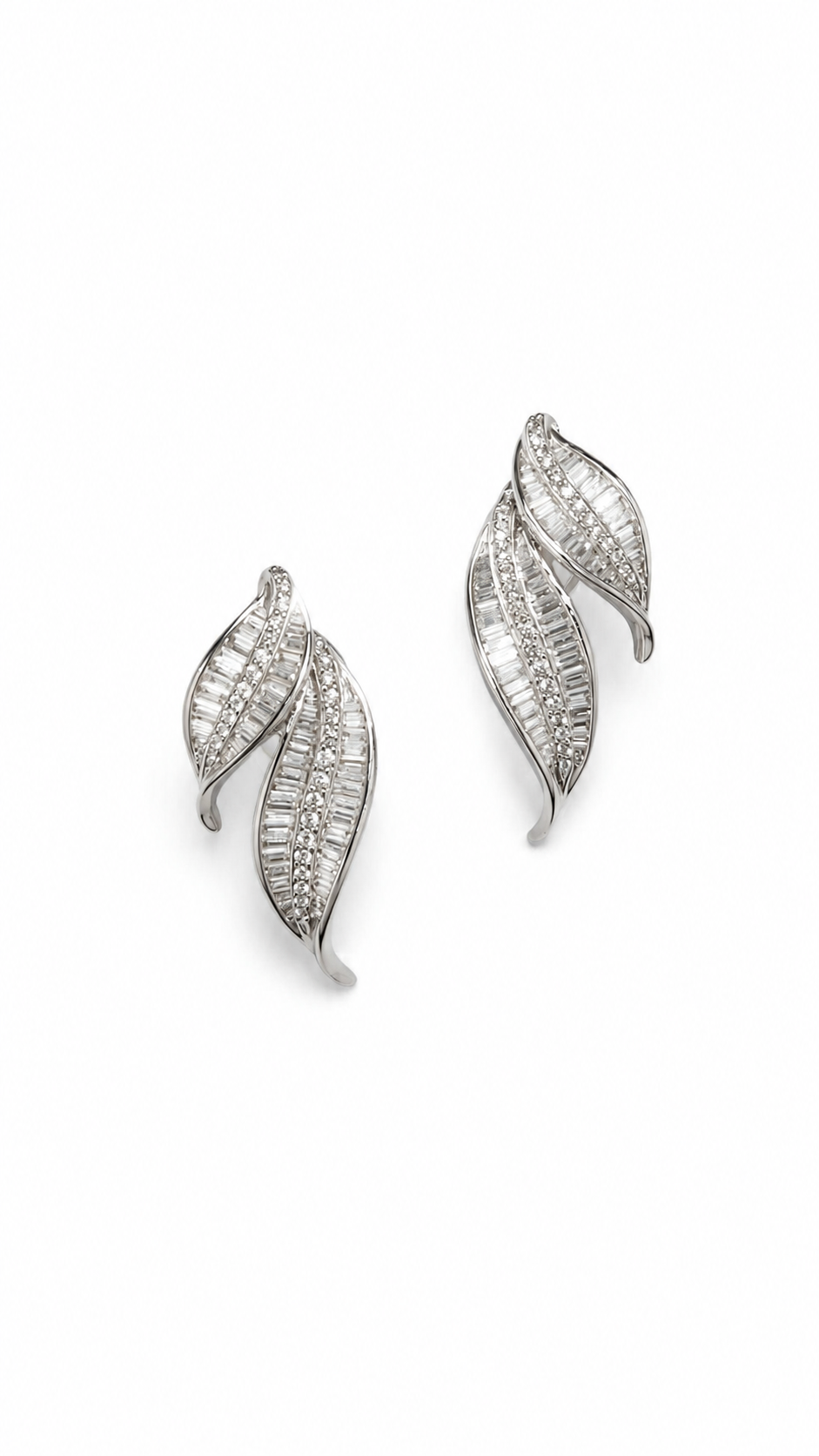 Boucles d'oreilles Clips en or blanc, platine et diamants