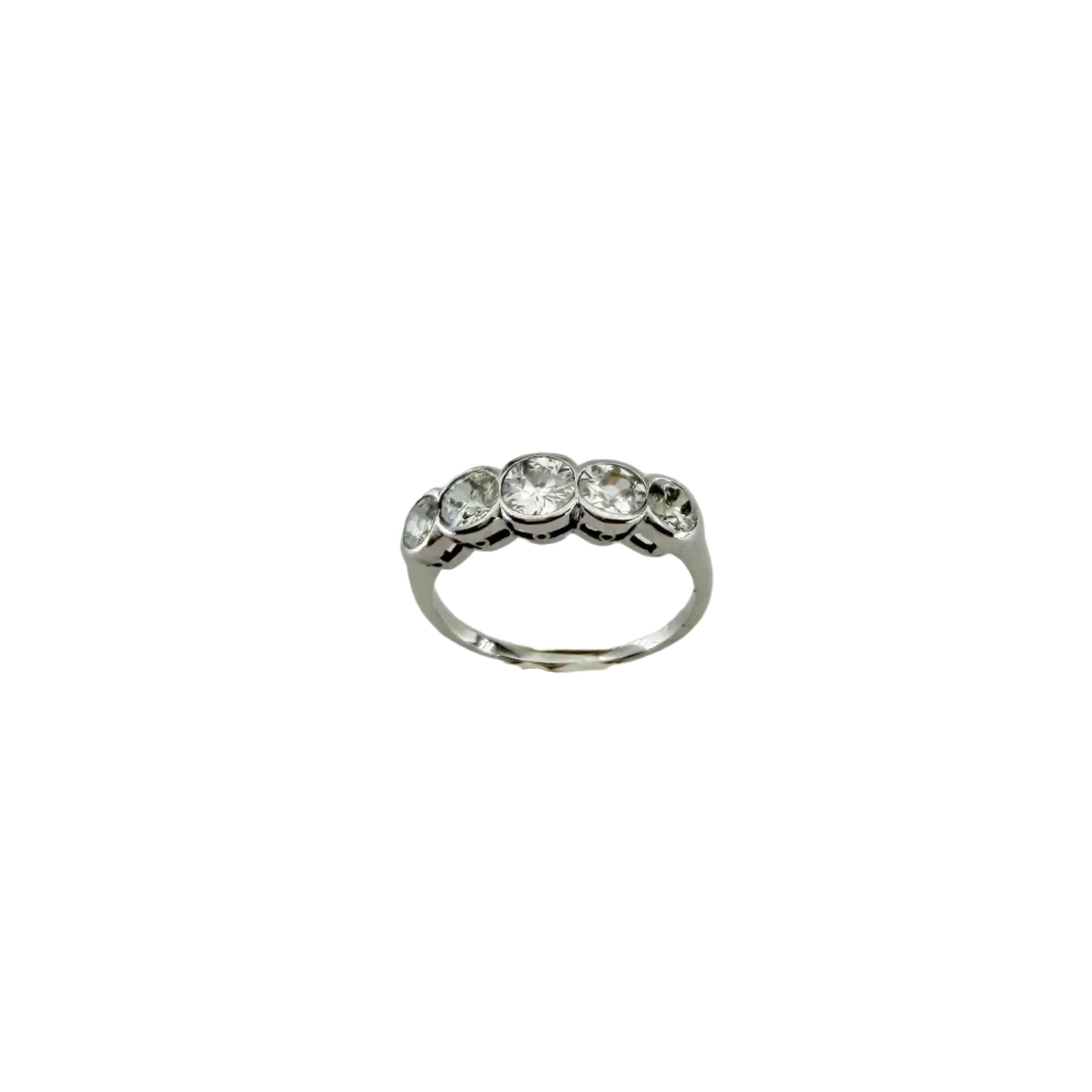 Bague en platine et diamants