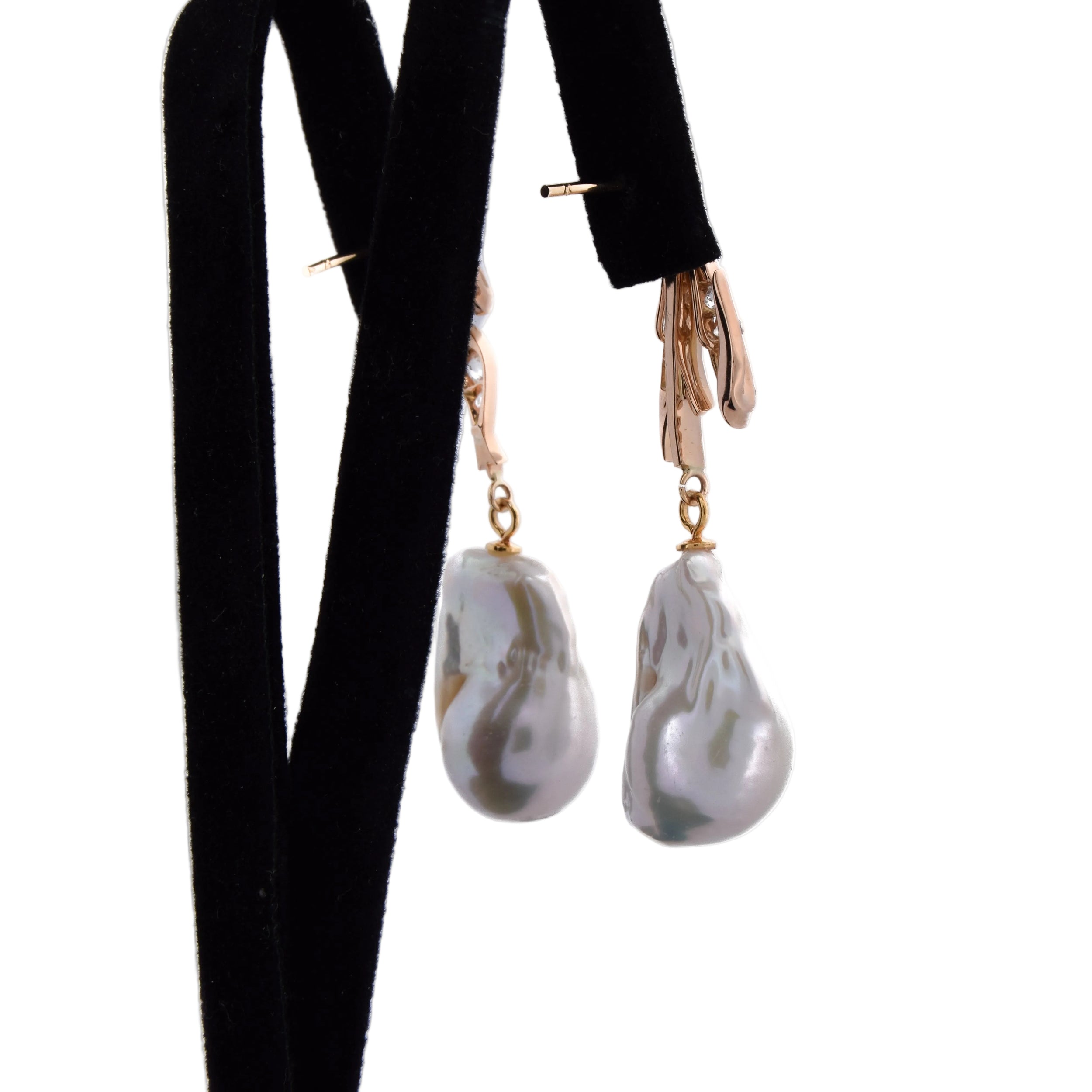 Boucles d'oreilles Pendantes en or jaune, perles et diamants