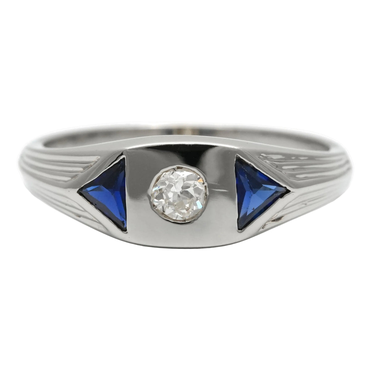 Bague Trilogie en or blanc, saphirs et diamant