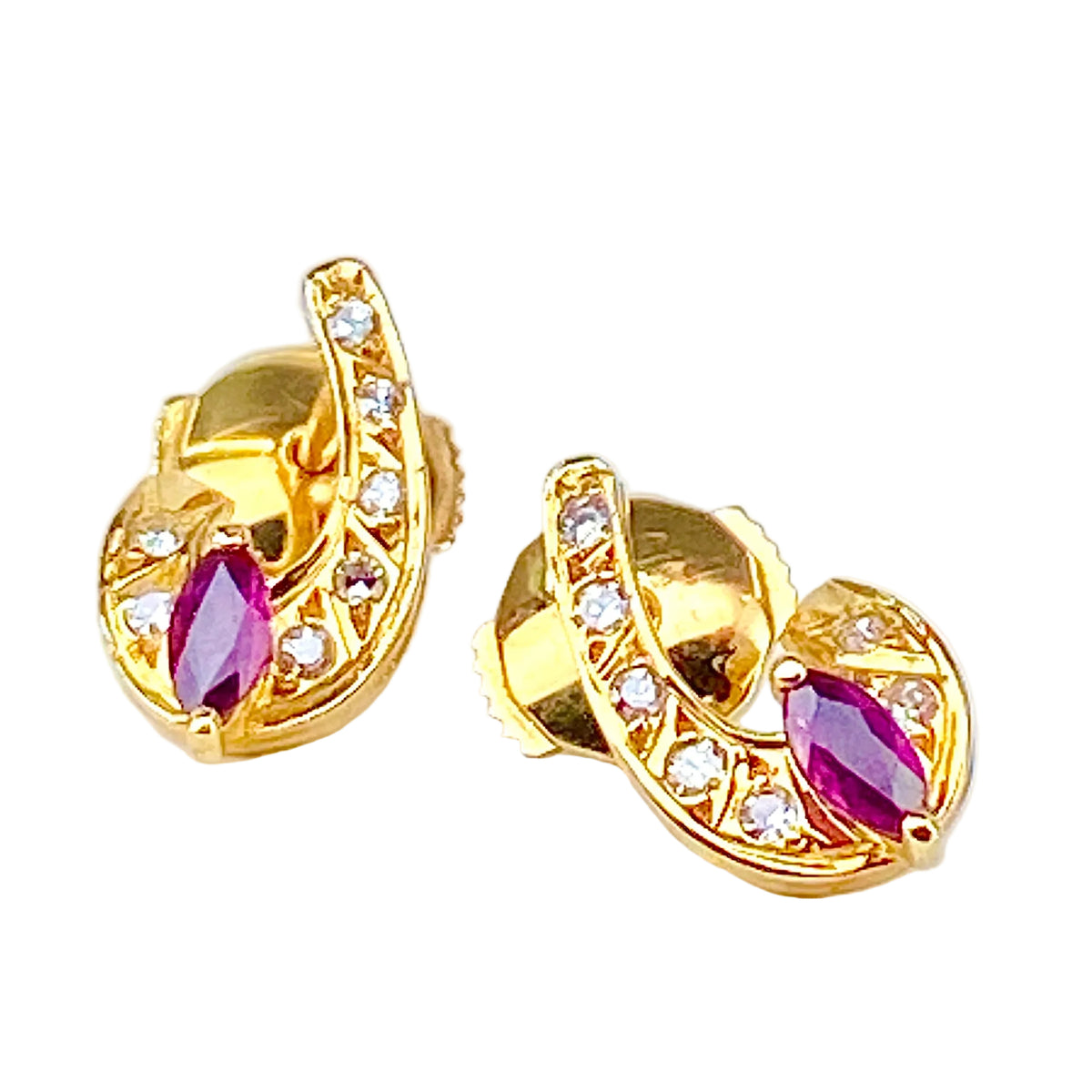 Boucles d'oreilles Puces en or jaune, pierre rouge et diamants