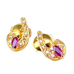 Boucles d'oreilles Puces en or jaune, pierre rouge et diamants