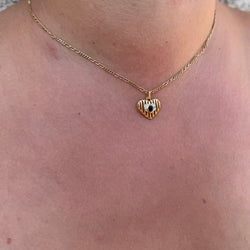 Pendentif en or jaune, saphir et diamants