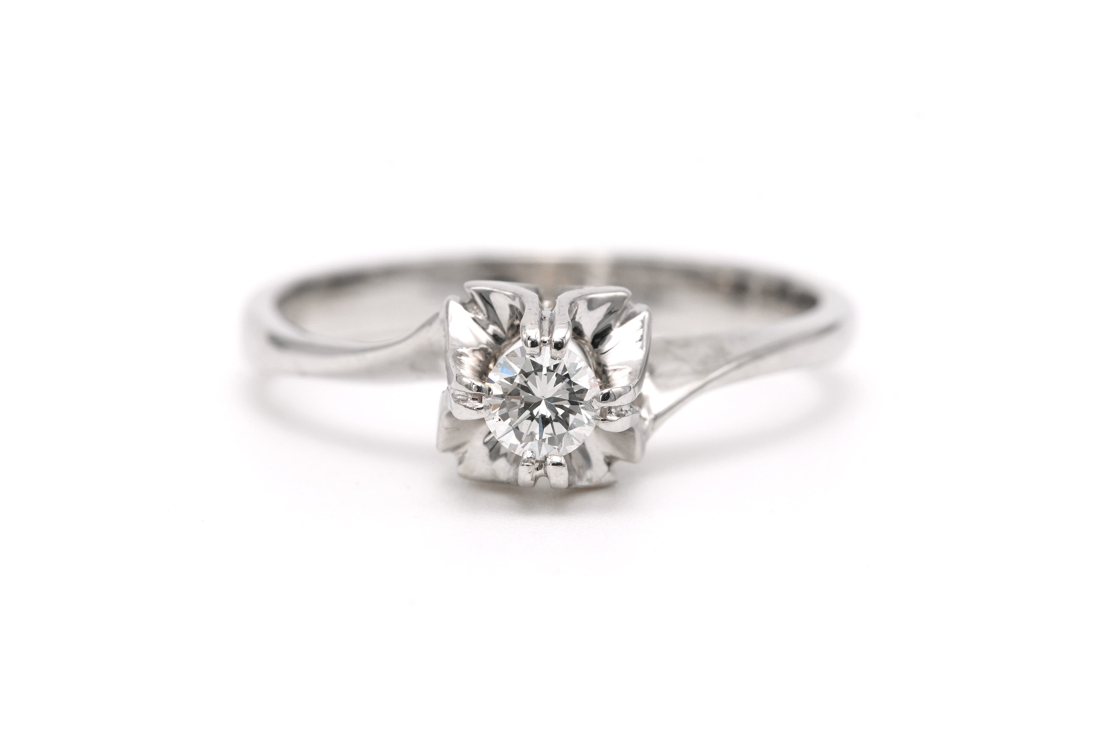 Bague Solitaire en or blanc et diamant