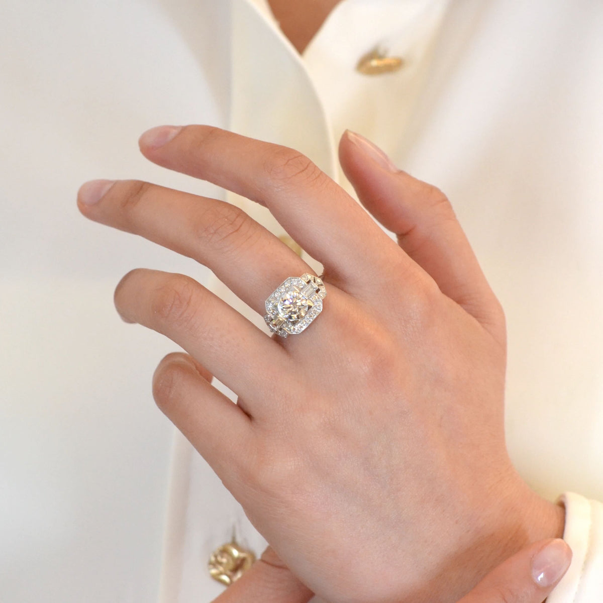 Bague Entourage en platine et diamants