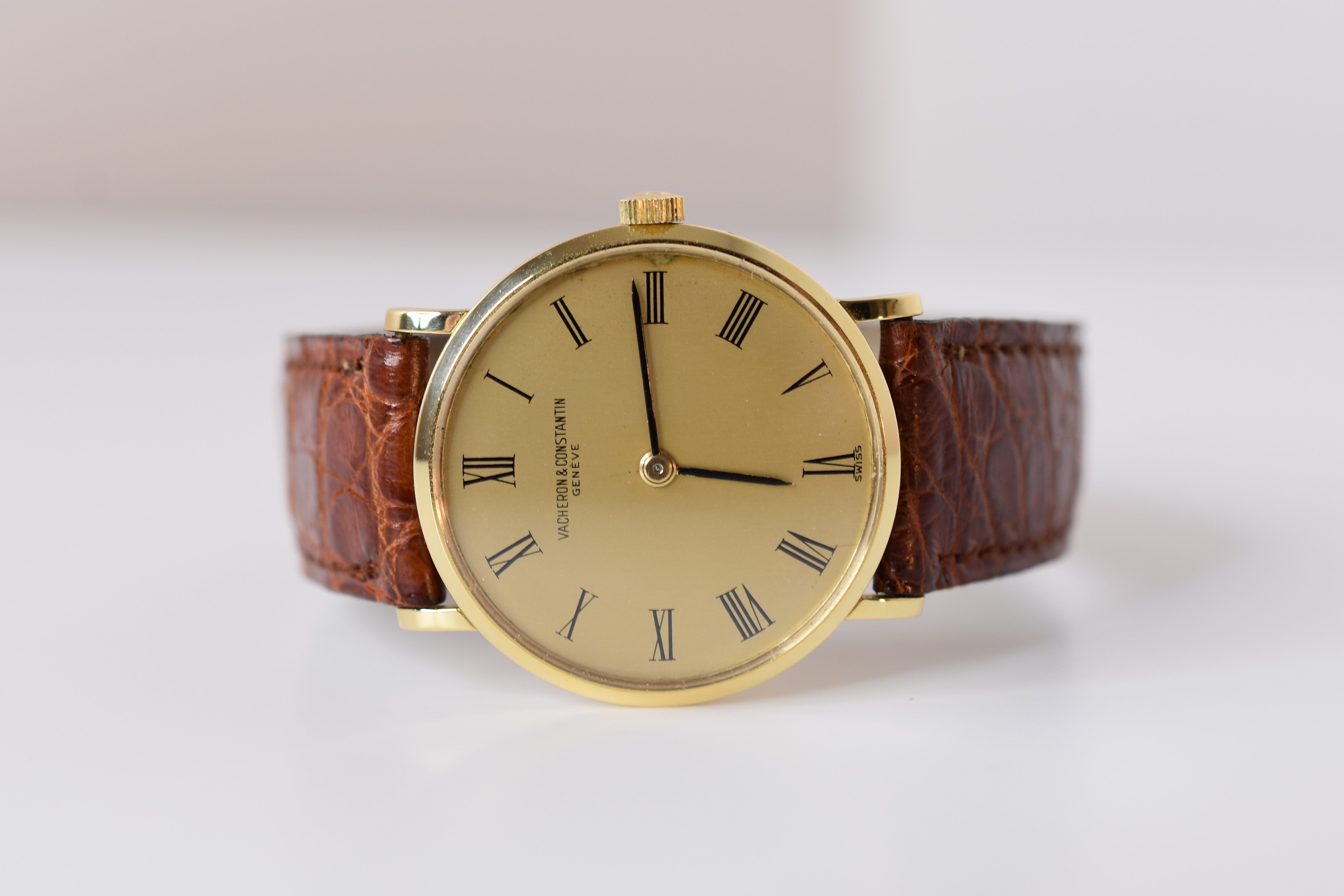 Vacheron Constantin Extra-Plate H/F Or 18 carats, équipée du mythique calibre 1003