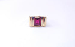 Bague Tank en or jaune et rubis
