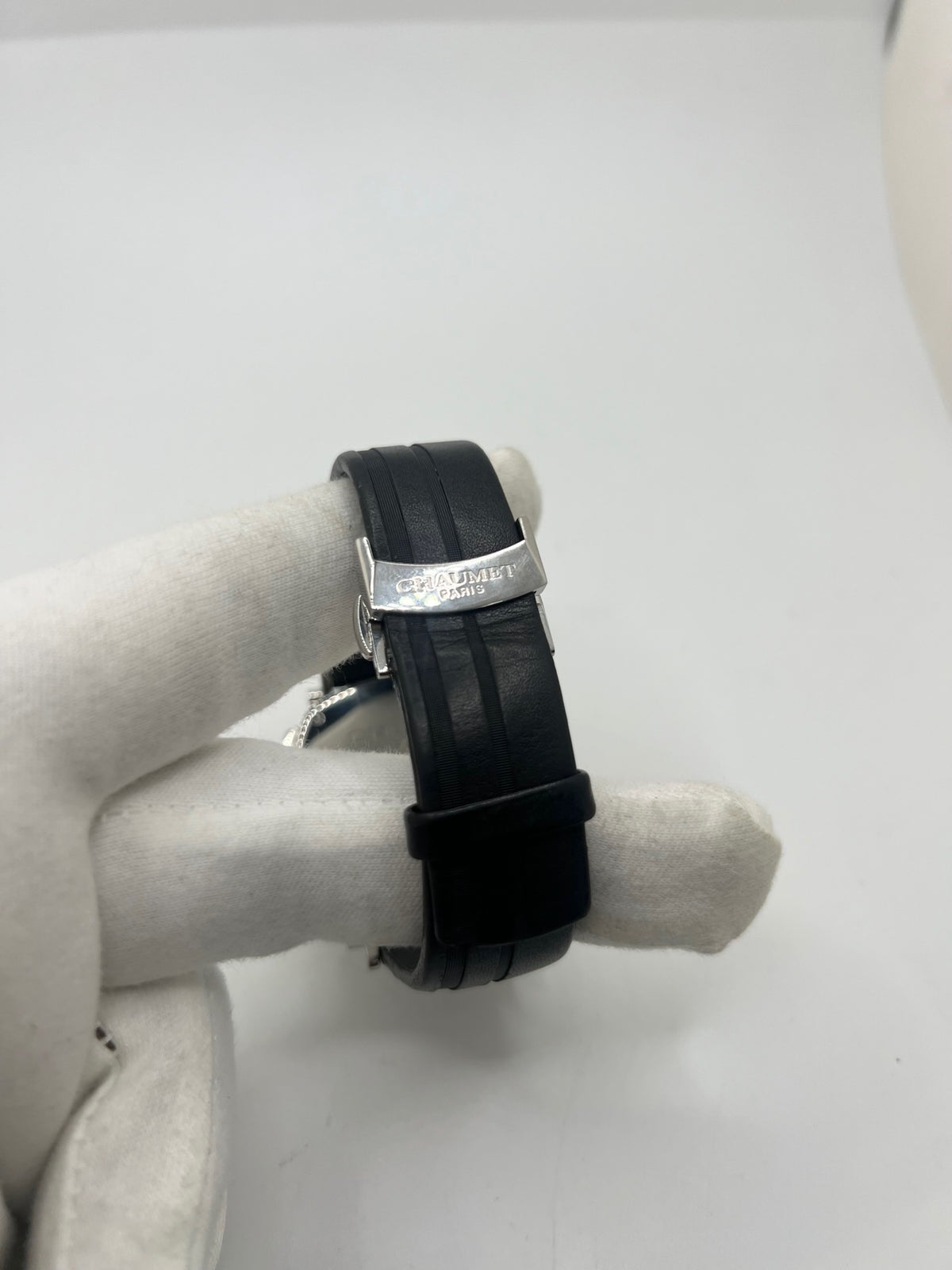 Montre CHAUMET "Dandy" en acier et cuir