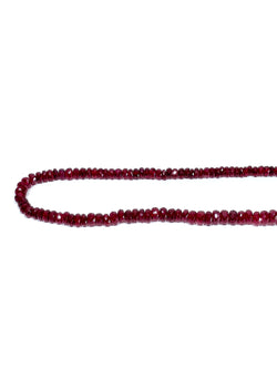 Collier de Perles en rubis