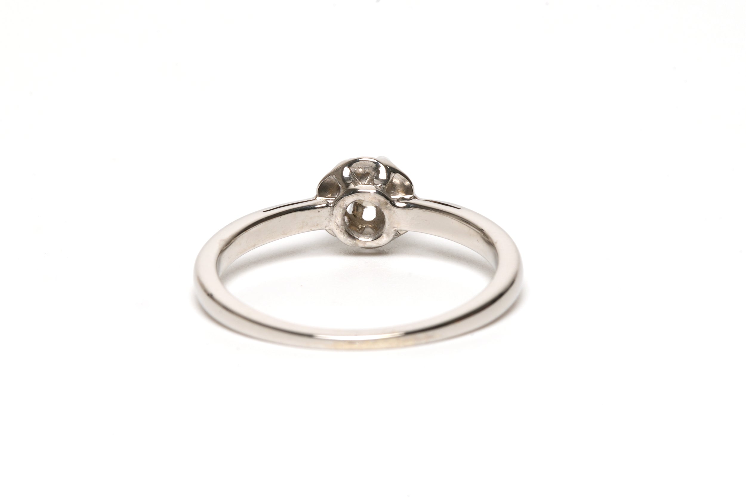 Bague Solitaire en or blanc et diamant