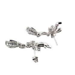 Boucles d'oreilles Pendantes en or blanc, saphirs et diamants