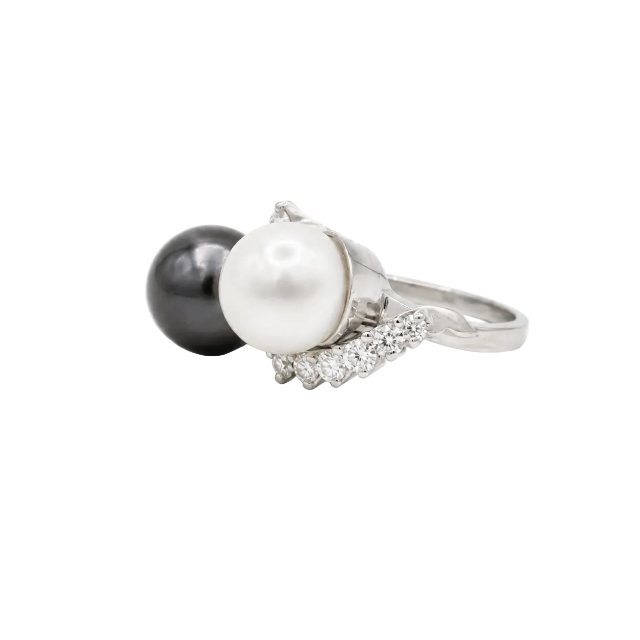 Bague Toi & Moi en or blanc, perles et diamants