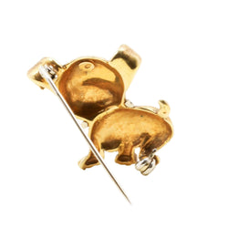 Broche Épingle en or blanc, or jaune, émail et saphirs