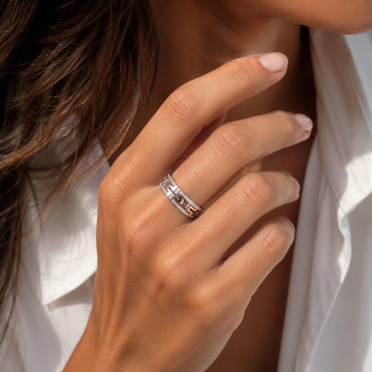 Bague Pavée BULGARI Parentesi en or blanc et diamants