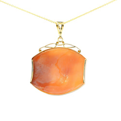 Pendentif en or jaune et camée