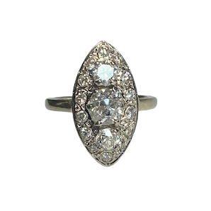 Bague Marquise en or blanc et diamants