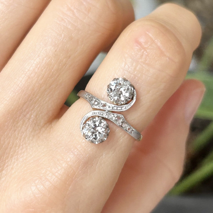 Bague Toi & Moi en or jaune, platine et diamants