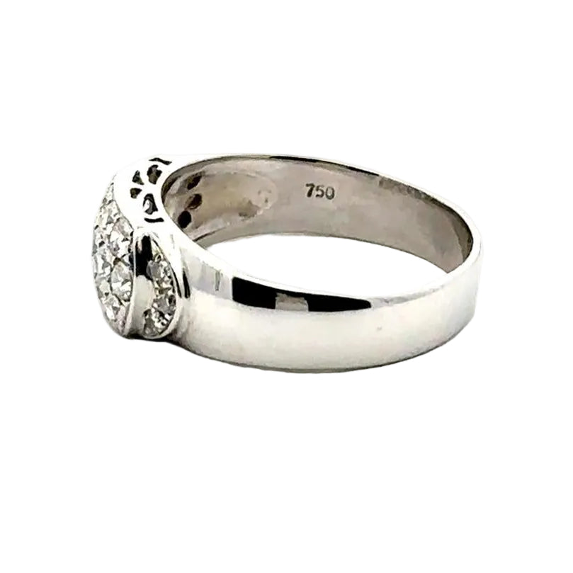Bague Pavée en or blanc et diamants