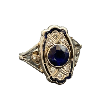 Bague en platine, saphir et diamants