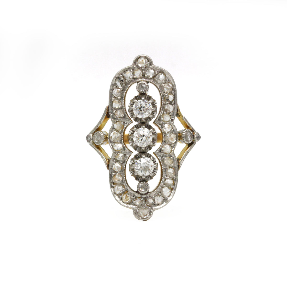 Bague Marquise en or jaune, platine, et diamants
