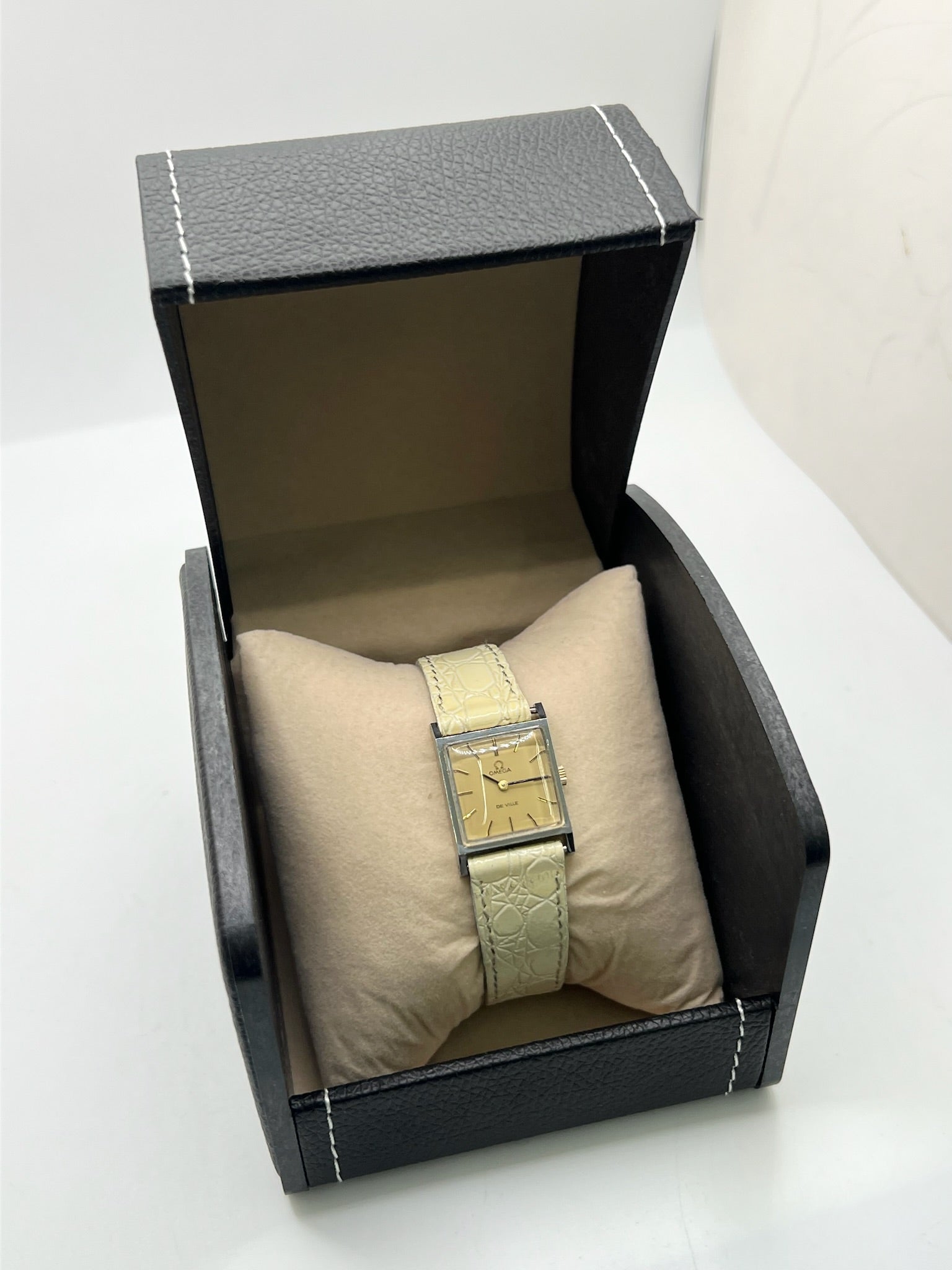 Montre Omega De Ville