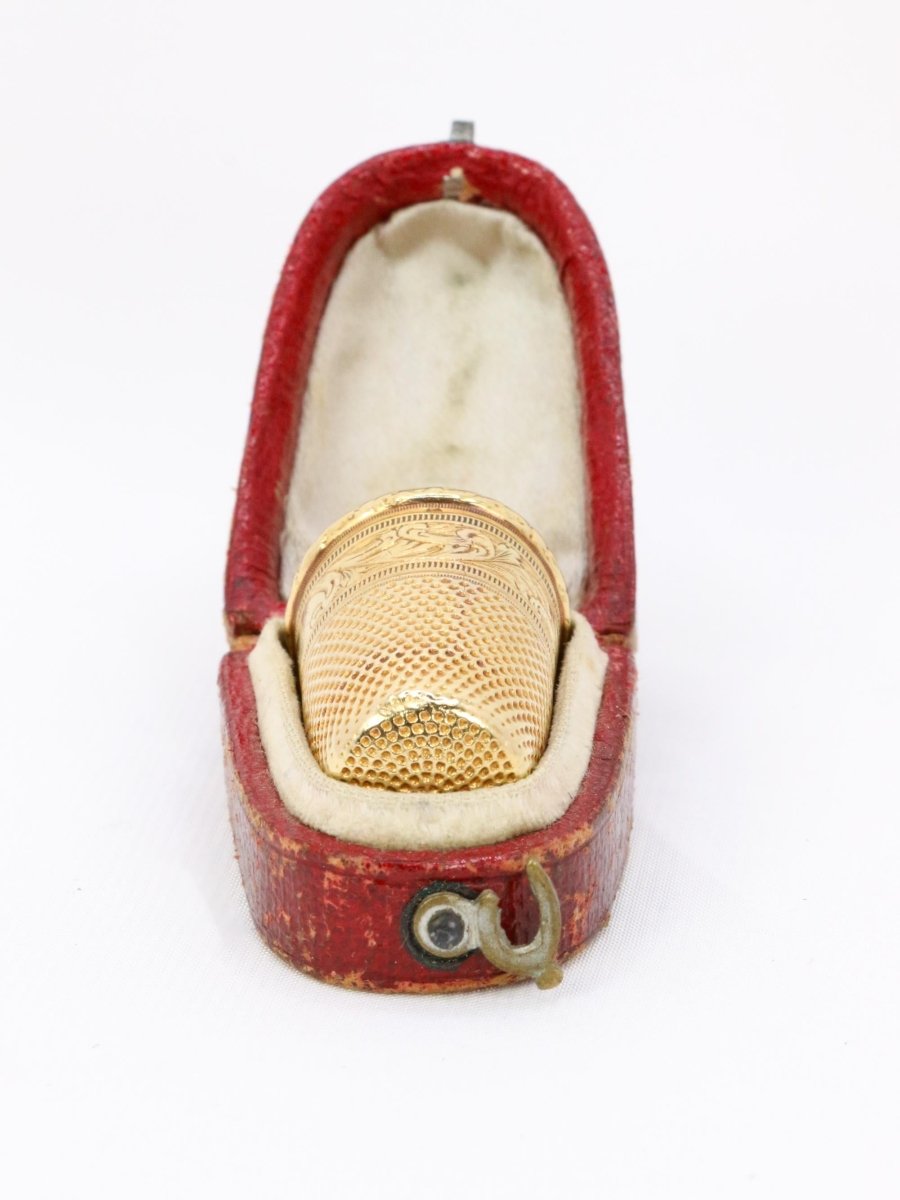 Dé à coudre ART NOUVEAU en or jaune - Castafiore