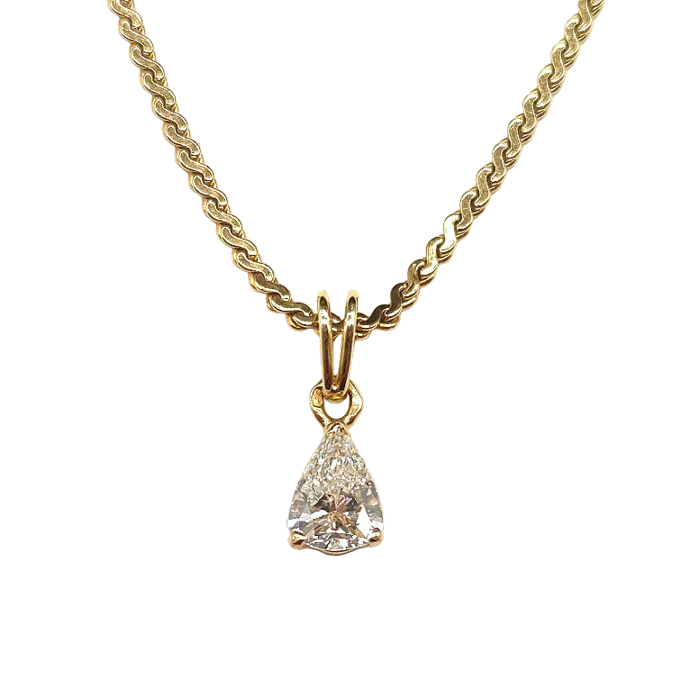Collier Pendentif en or jaune et diamant