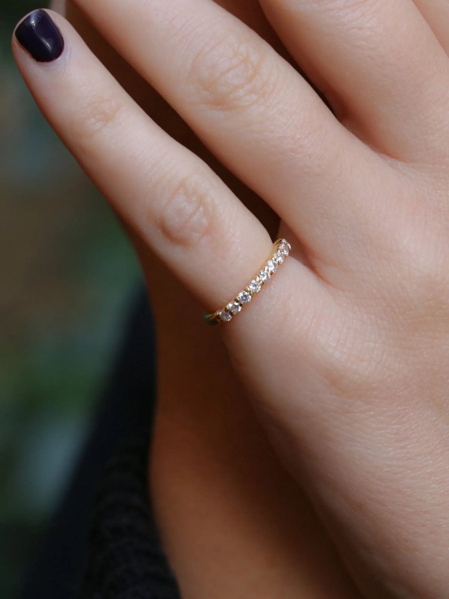 Demi - Alliance américaine en or jaune et diamants 0,36 ct - Castafiore