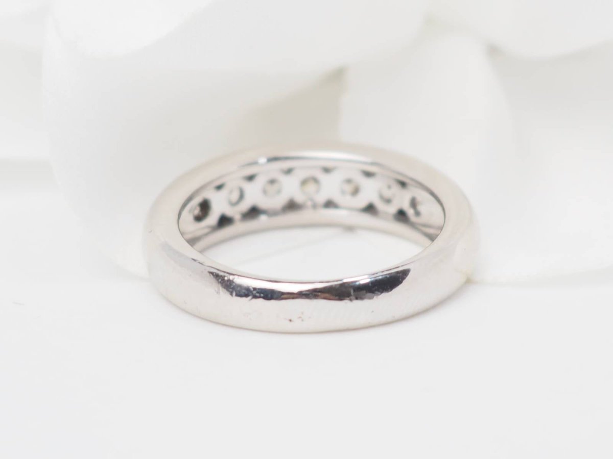 Demi alliance en or blanc et diamants 1.05ct - Castafiore