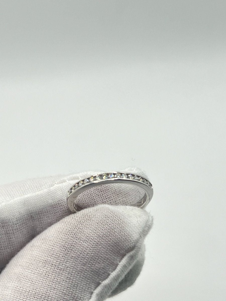 Demi Alliance or et diamants 0,15 ct - Castafiore