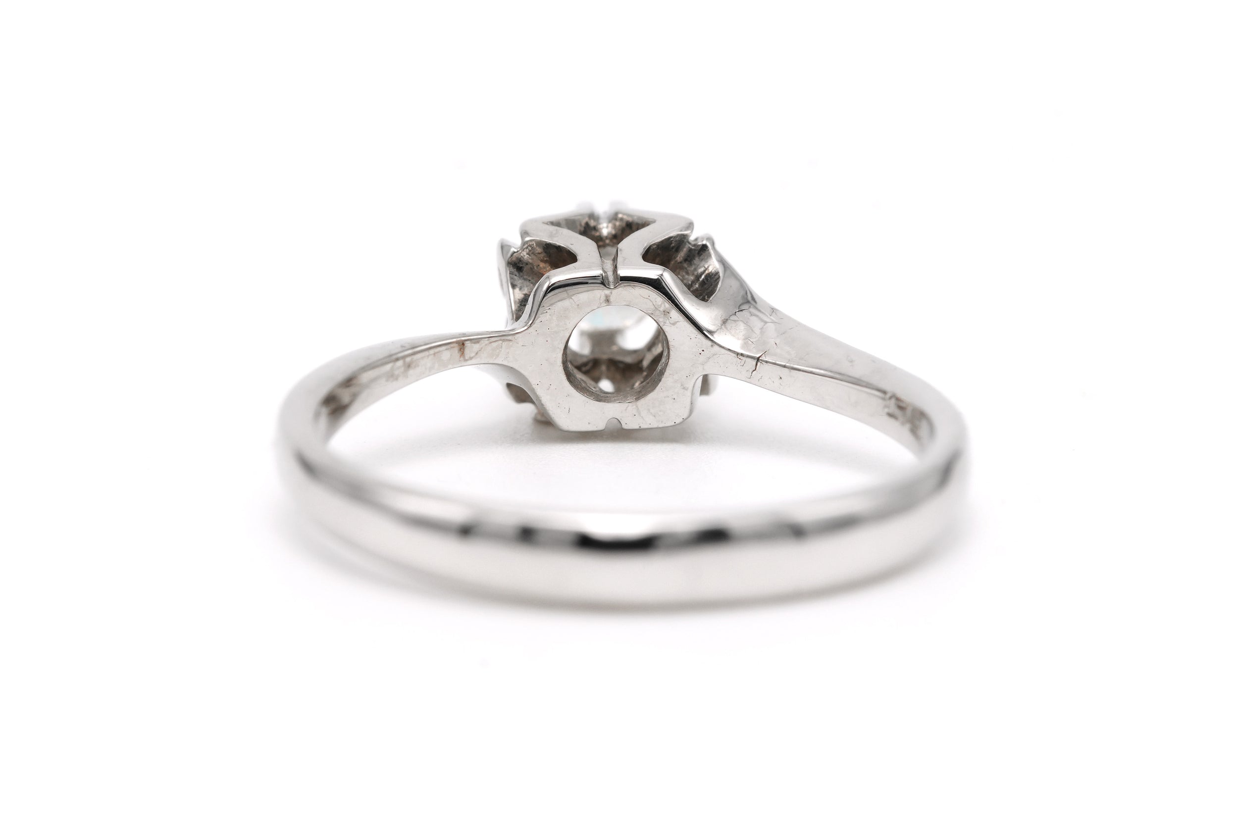 Bague Solitaire en or blanc et diamant