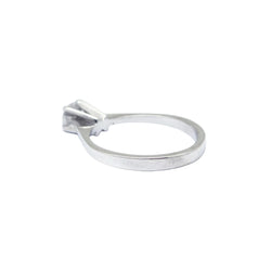 Bague Solitaire en or blanc et diamant