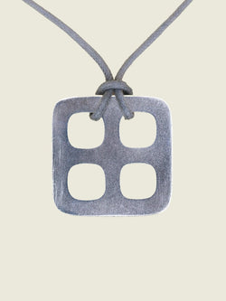 DINH VAN Colier Pendentif moderniste Cordon Gris - Castafiore