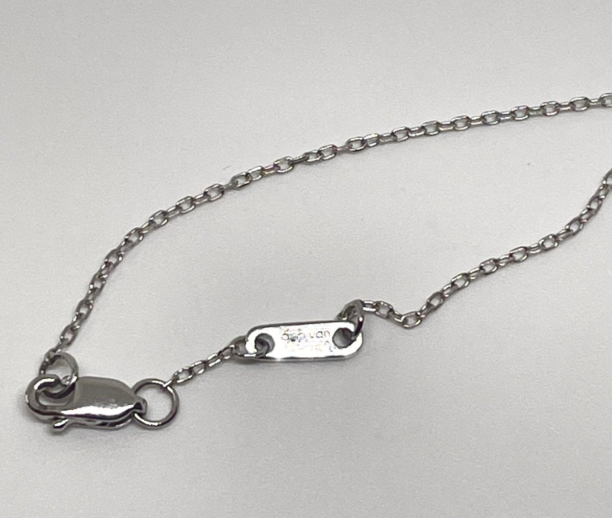 Dinh Van - Collier le cube or blanc taille moyen - Castafiore