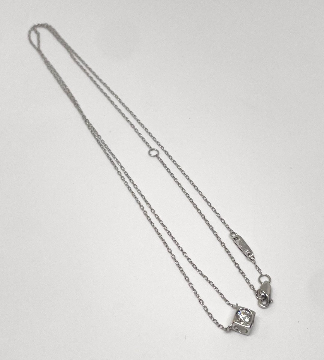 Dinh Van - Collier le cube or blanc taille moyen - Castafiore
