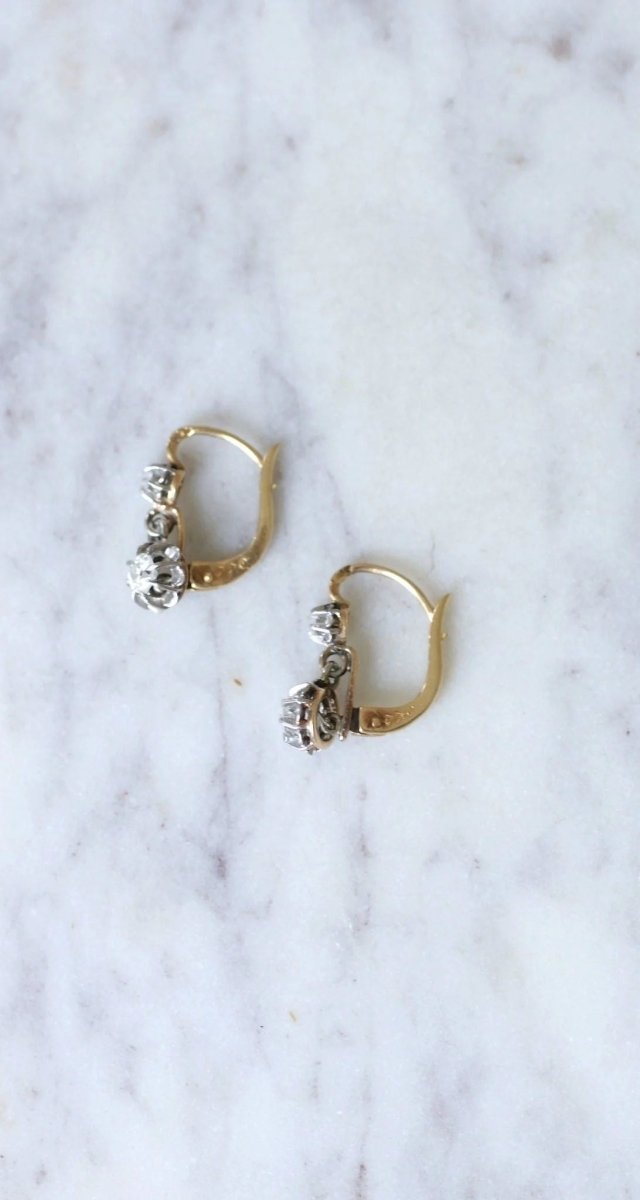 Dormeuses anciennes en or, platine, et diamants - Castafiore