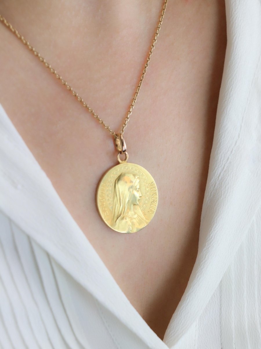 DROPSY Médaille Art Nouveau Sancta Maria or jaune - Castafiore