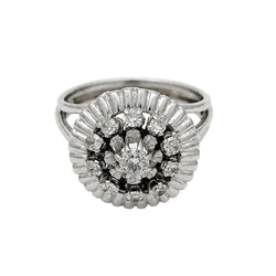 Bague Entourage en or blanc et diamants