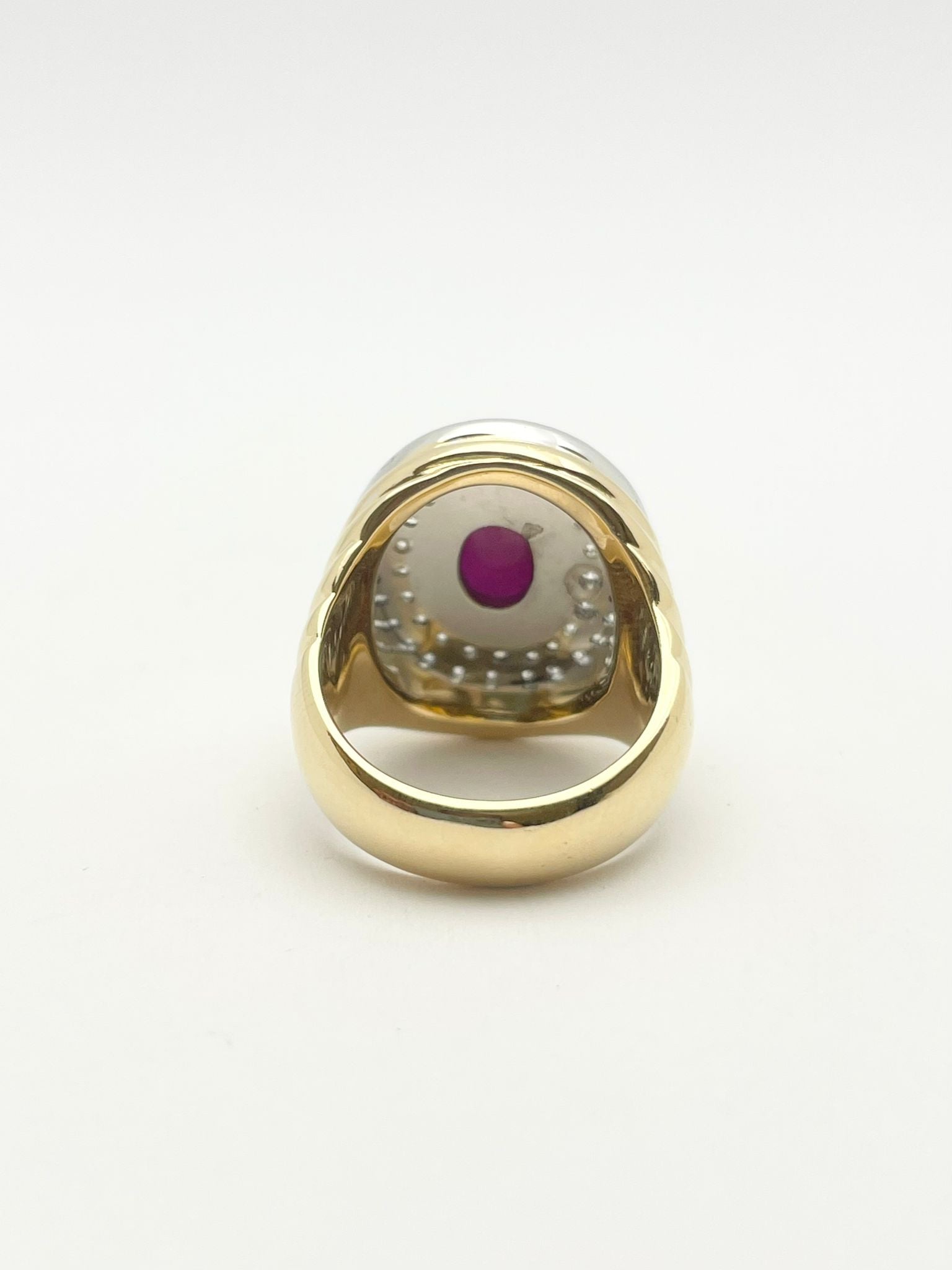 Bague Cocktail en or blanc, or jaune, rubis et diamants