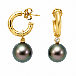 Boucles d'oreilles Créoles en or jaune, perles et diamants