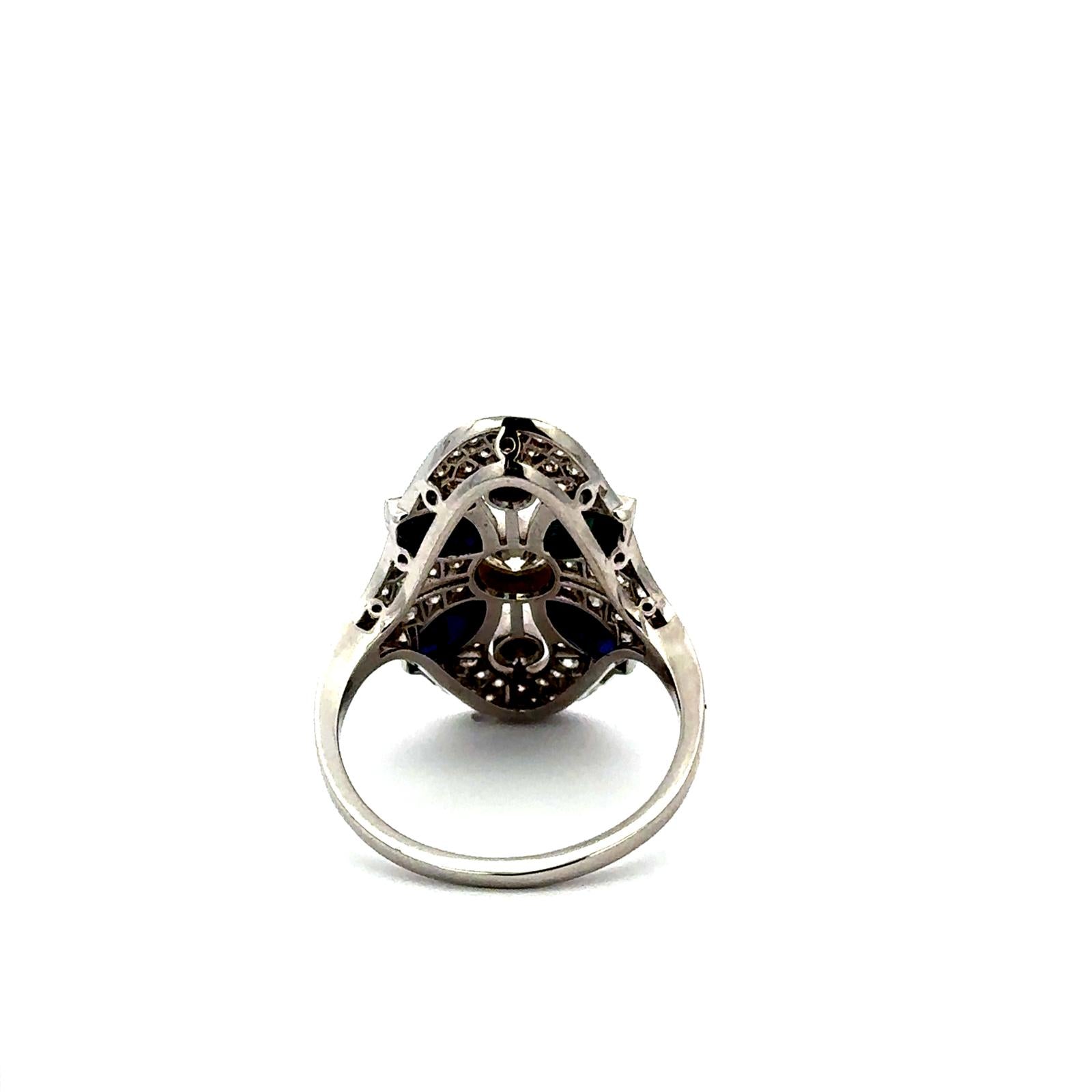 Bague Cocktail en or blanc, saphirs et diamants