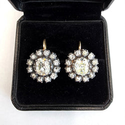 Boucles d'oreilles Dormeuses en or jaune, platine et diamants