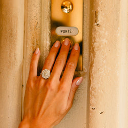 Bague Entourage en or blanc, platine et diamants