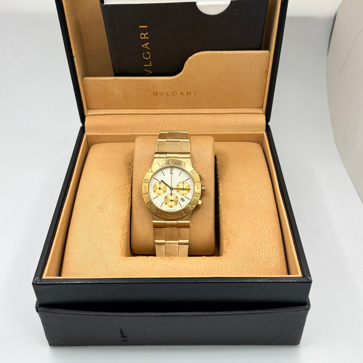 Montre BULGARI "Diagono" en or jaune