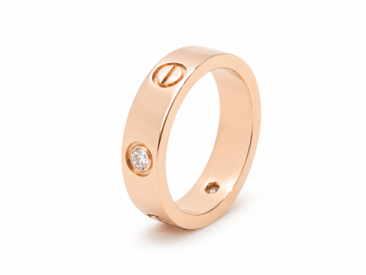 Bague Alliance CARTIER Love en or rose et diamants