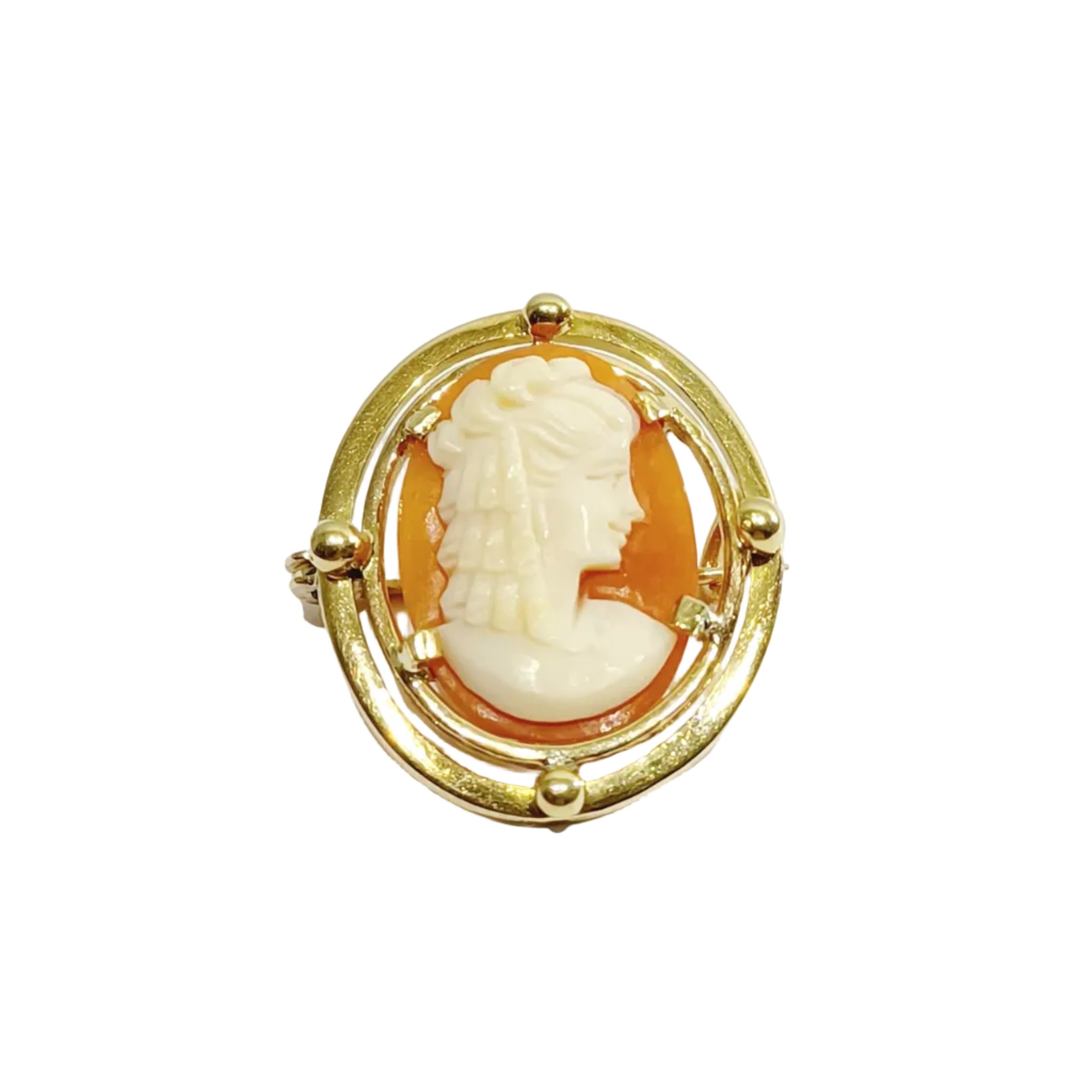 Broche Camée en or jaune