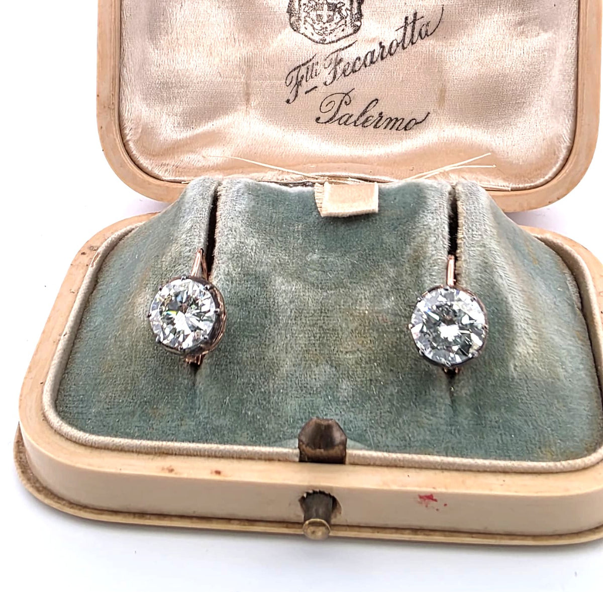Boucles d'oreilles Dormeuses en or rose, argent et diamants